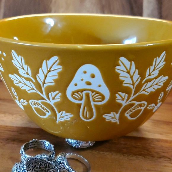 Ceramic Trinket or Snack Dish - Picture 3 of 4